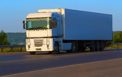 İzmir ile Senirkent Arası Öğrenci Eşyası Taşıma